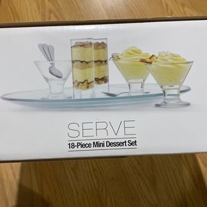 18-piece mini dessert set
